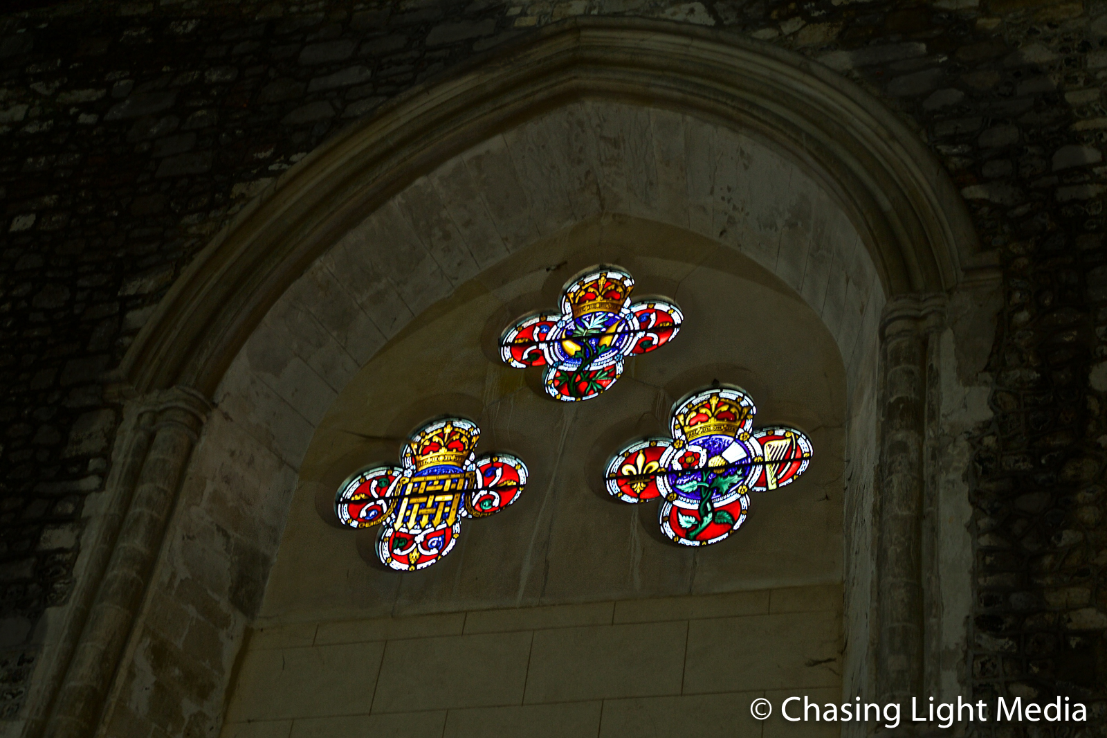 Stained glass in the Great Hall of Winchester Castle – cool adventures